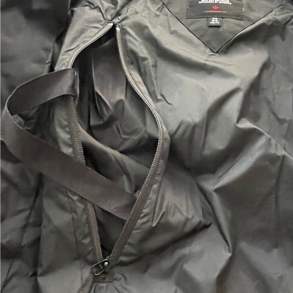 Canada Goose Juniper Black Medium Parka - Picture 5 of 8